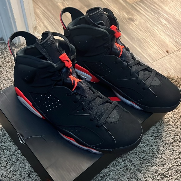COPY - New Jordan retro 6 infrared/black - Picture 3 of 12